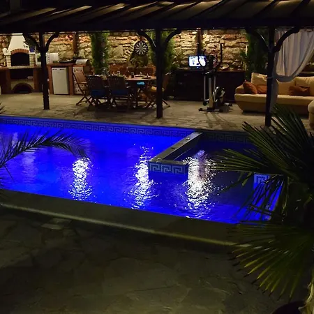 Villa Rosa Dei Venti Heated Salty Pool And Jacuzzi Baltschik