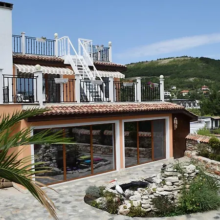 Villa Rosa Dei Venti Heated Salty Pool And Jacuzzi Baltschik