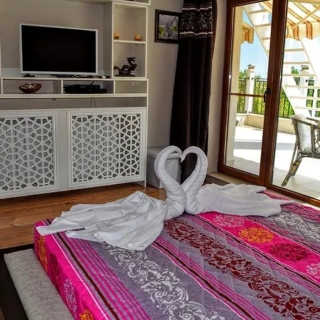 Villa Rosa Dei Venti Heated Salty Pool And Jacuzzi Villa