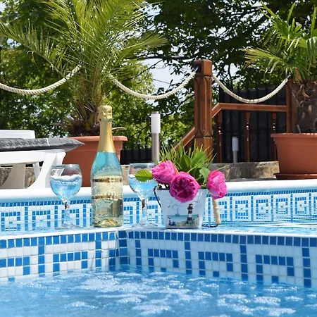 Villa Villa Rosa Dei Venti Heated Salty Pool And Jacuzzi
