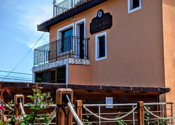 Vila Boutique Rosa Dei Venti